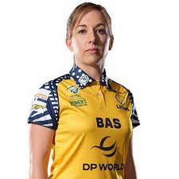 Kirstie Thomson Biography